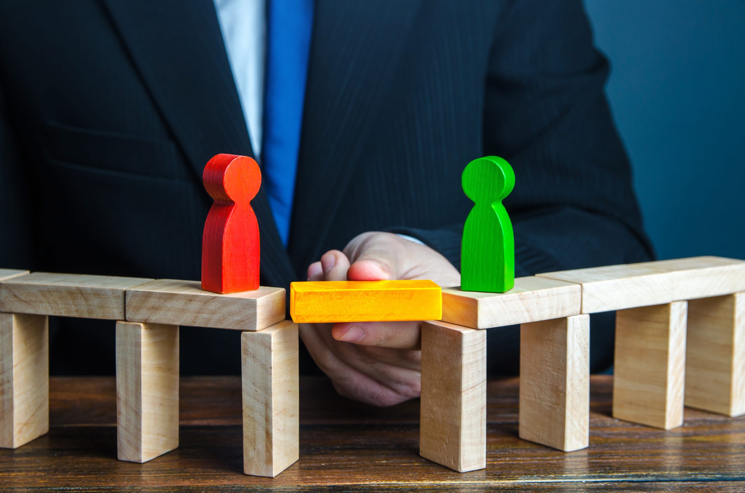Using Contingent Contracts to Break Negotiation Deadlocks
